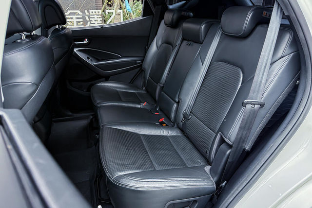 HYUNDAI現代 SANTA FE  第14張相片