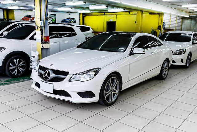 M-BENZ賓士 E250 COUPE  第1張相片