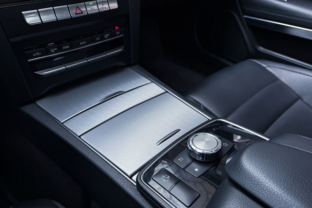 M-BENZ賓士 E250 COUPE  第11張相片