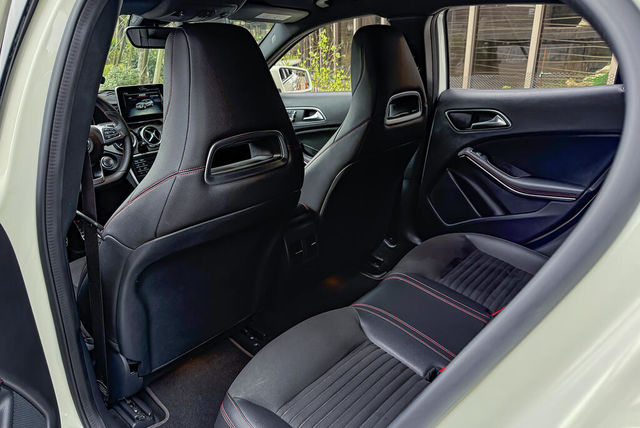 M-BENZ賓士 GLA180  第14張相片