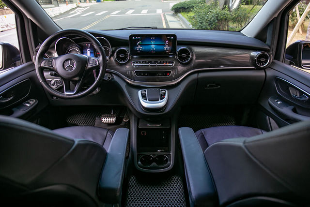 M-BENZ賓士 V220 D  第7張相片