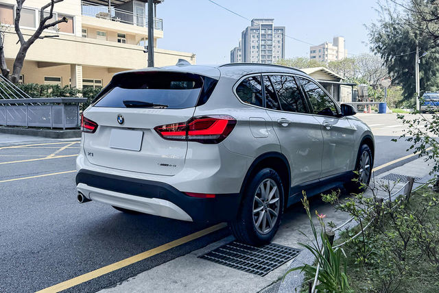 BMW寶馬 X1  第2張相片
