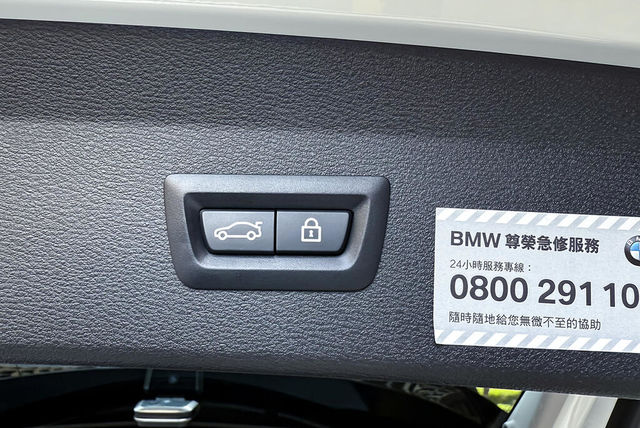 BMW寶馬 X1  第13張相片