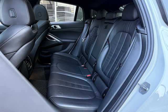 BMW寶馬 X6 XDRIVE40I  第18張相片