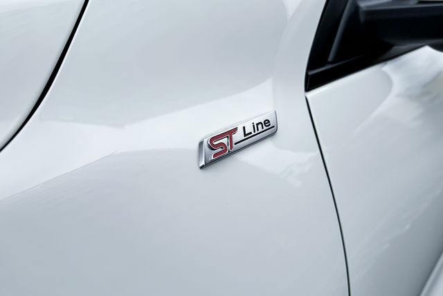 FORD福特 KUGA  第7張相片
