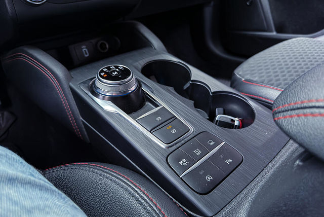 FORD福特 FOCUS ST  第8張相片