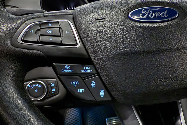 FORD福特 KUGA  第17張相片