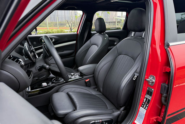MINI迷你 CLUBMAN JCW  第25張相片