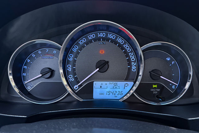 TOYOTA豐田 ALTIS  第9張相片