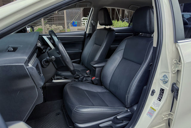 TOYOTA豐田 ALTIS  第15張相片