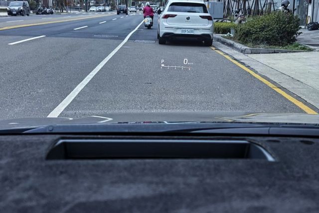 TOYOTA豐田 AURIS  第9張相片