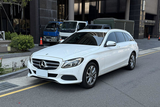 M-BENZ賓士 C200  第2張相片
