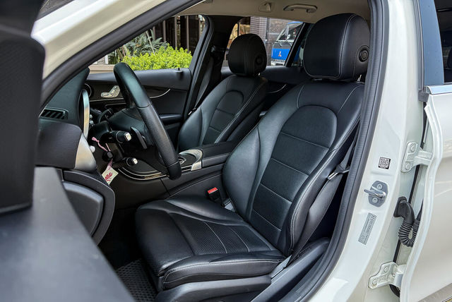 M-BENZ賓士 C200  第8張相片