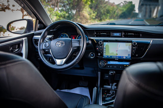 TOYOTA豐田 ALTIS  第5張相片