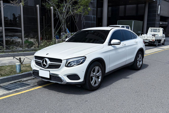 M-BENZ賓士 GLC200  第1張相片