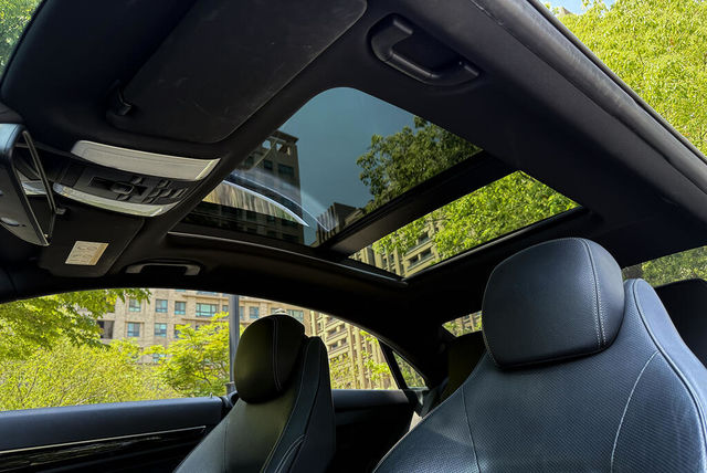 M-BENZ賓士 E250 COUPE  第8張相片