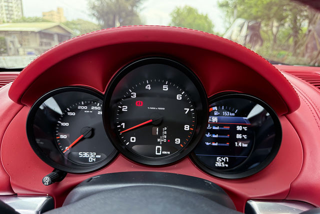PORSCHE保時捷 BOXSTER  第7張相片