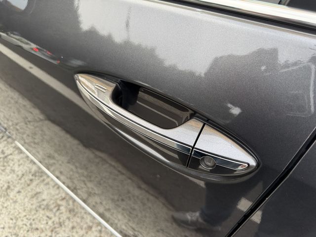 TOYOTA豐田 ALTIS  第4張相片