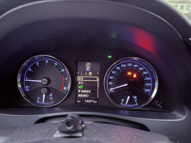 TOYOTA豐田 ALTIS  第6張相片