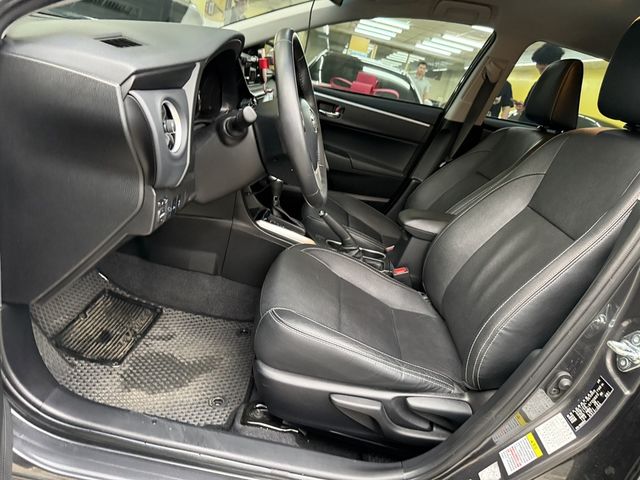 TOYOTA豐田 ALTIS  第10張相片