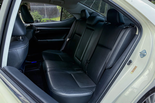 TOYOTA豐田 ALTIS  第10張相片