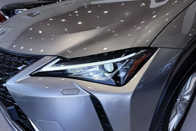 LEXUS凌志 UX250H  第3張相片