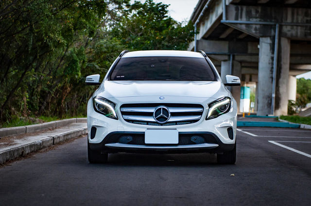 M-BENZ賓士 GLA180  第3張相片