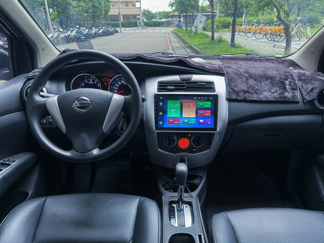 NISSAN日產 LIVINA  第9張相片