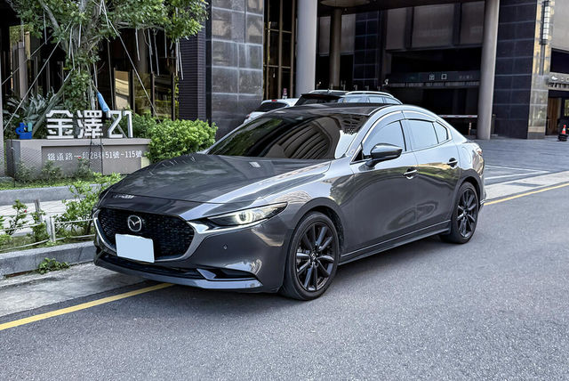 MAZDA馬自達 MAZDA 3  第1張相片
