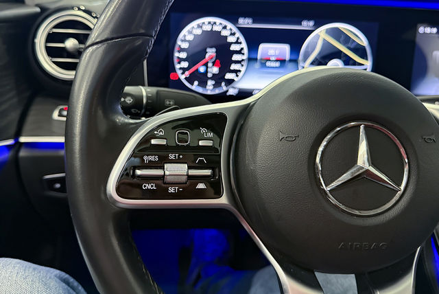 M-BENZ賓士 E300  第7張相片