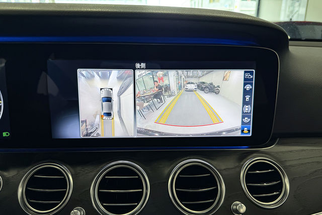 M-BENZ賓士 E300  第11張相片