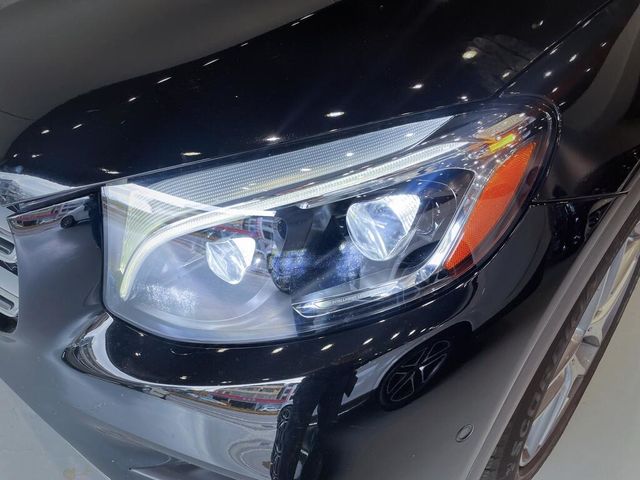 M-BENZ賓士 GLC300  第3張相片