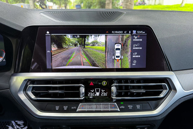 BMW寶馬 320I M SPORT  第11張相片