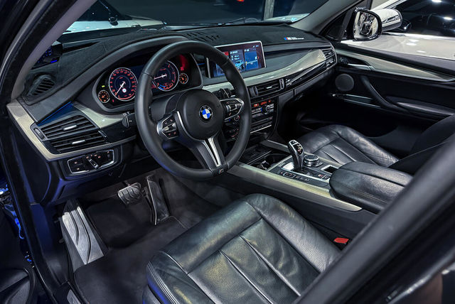 BMW寶馬 X5 XDRIVE25D  第5張相片