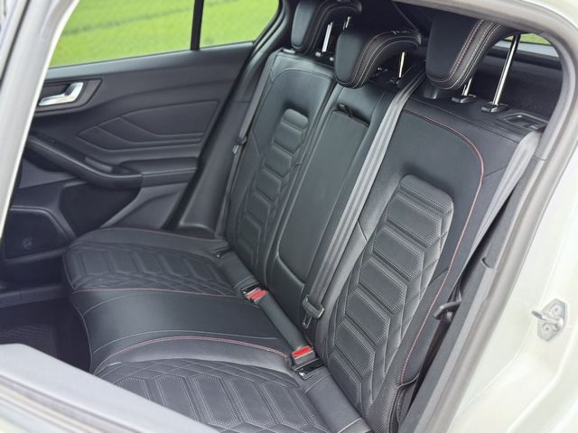 FORD福特 FOCUS  第10張相片