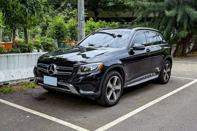 M-BENZ賓士 GLC300  第1張相片