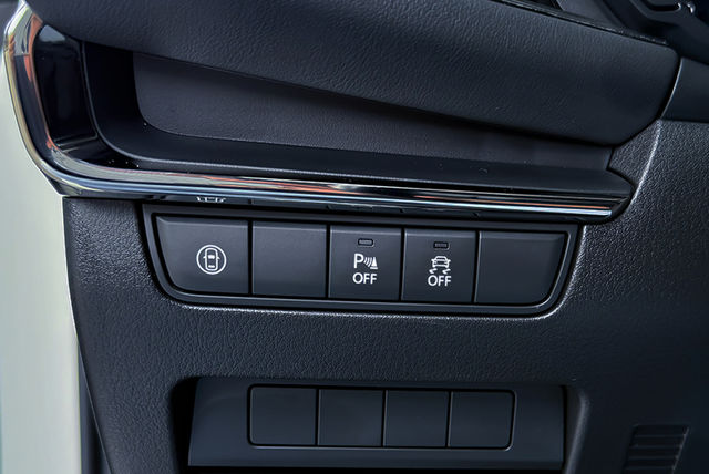 MAZDA馬自達 MAZDA 3  第9張相片