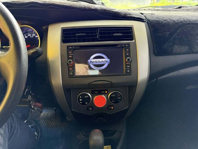 NISSAN日產 LIVINA  第4張相片