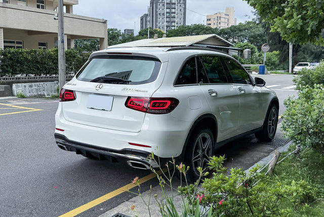 M-BENZ賓士 GLC300  第2張相片