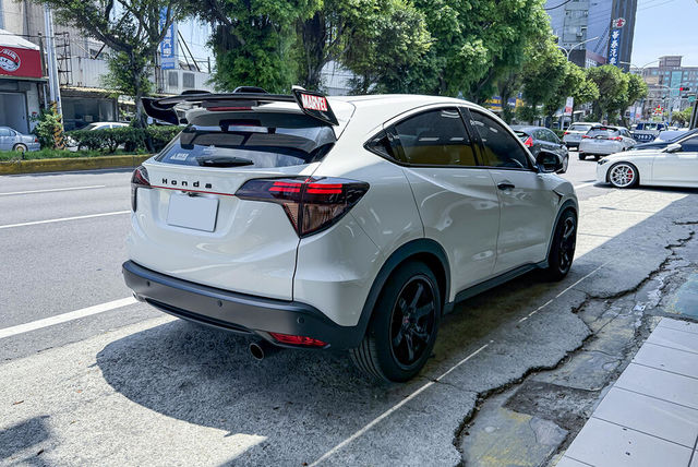 HONDA本田 HR-V  第2張相片