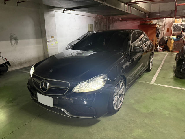 M-BENZ賓士 E200  第1張相片