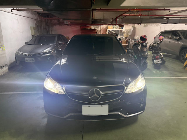 M-BENZ賓士 E200  第2張相片