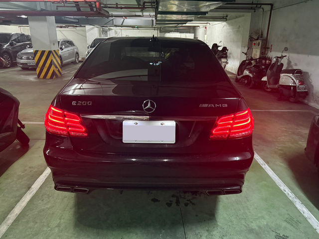 M-BENZ賓士 E200  第4張相片