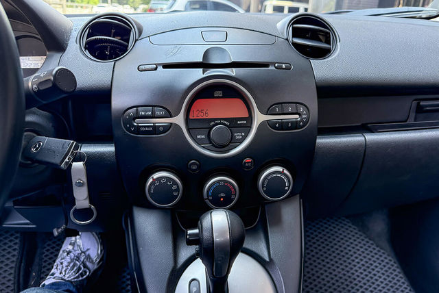 MAZDA馬自達 MAZDA 2  第5張相片