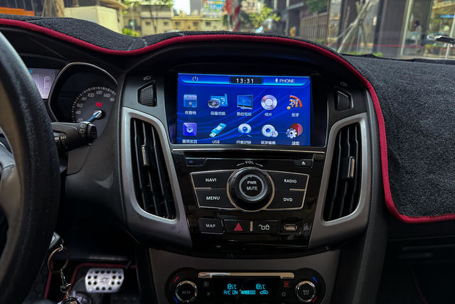 FORD福特 FOCUS  第6張相片