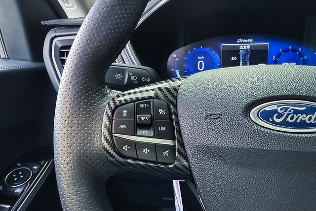 FORD福特 KUGA  第8張相片