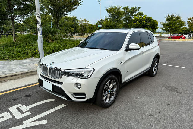 BMW寶馬 X3  第1張相片