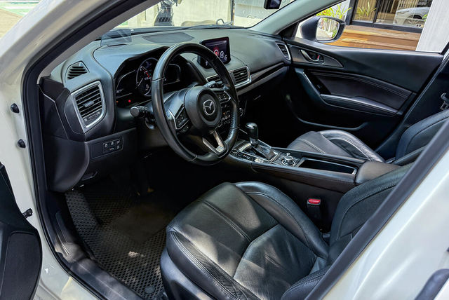 MAZDA馬自達 MAZDA 3  第5張相片