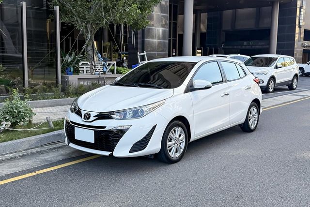 TOYOTA豐田 YARIS  第1張相片