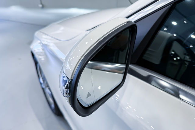 M-BENZ賓士 C180  第4張相片